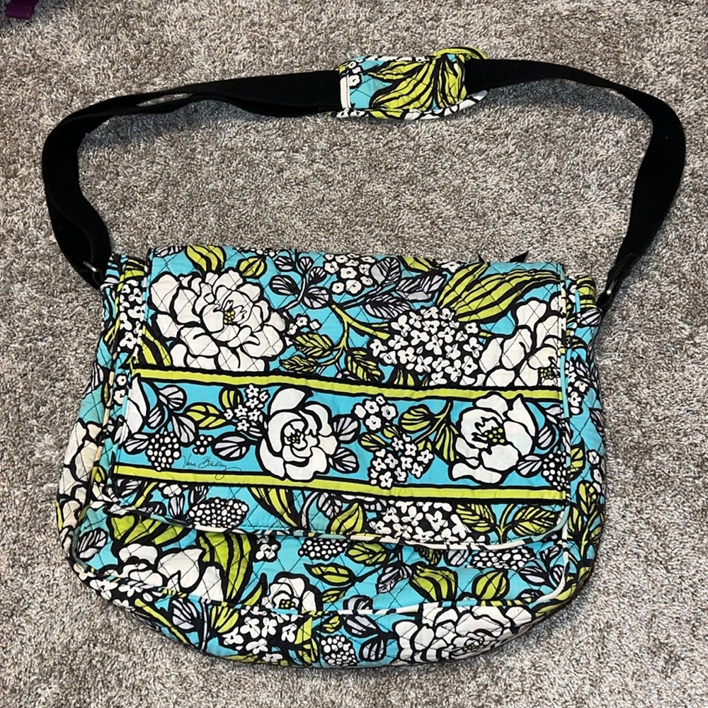 Vera Bradley Island Floral Messenger Bag Crossbody Shoulder Tote - Picture 2 of 10
